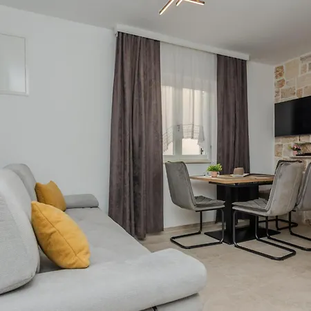 Apartment Cozy In With Wifi